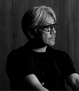 Ryuichi Sakamoto height profile photo