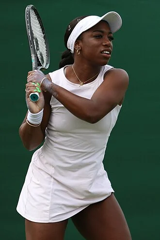 Sachia Vickery height profile photo