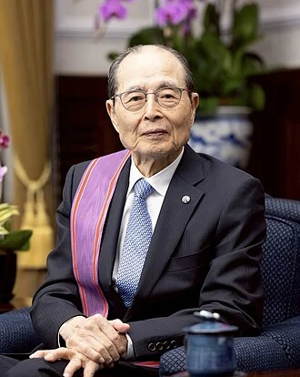Sadaharu Oh height profile photo
