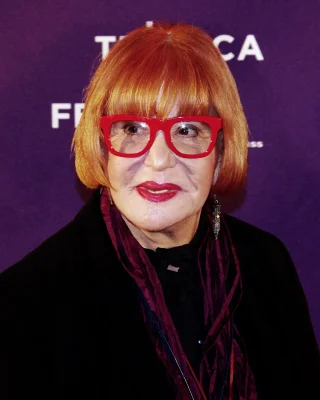 Sally Jessy Raphael height profile photo