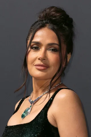 Salma Hayek height profile photo