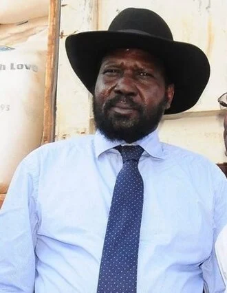 Salva Kiir Mayardit height profile photo