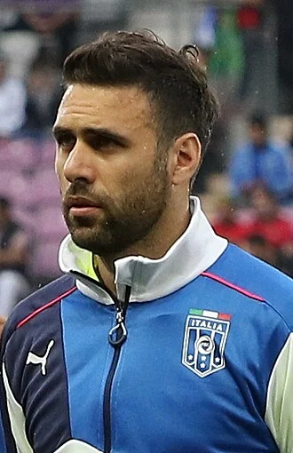 Salvatore Sirigu height profile photo