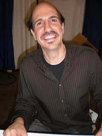 Sam Lloyd height profile photo