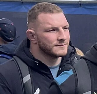 Sam Underhill height profile photo