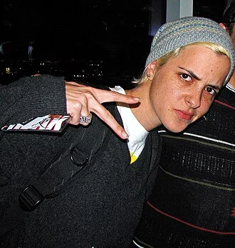Samantha Ronson height profile photo