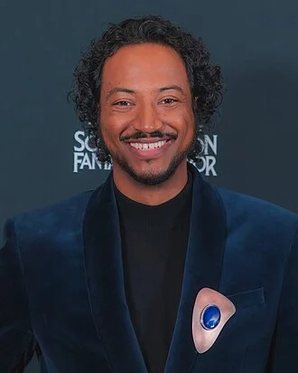 Samba Schutte height profile photo