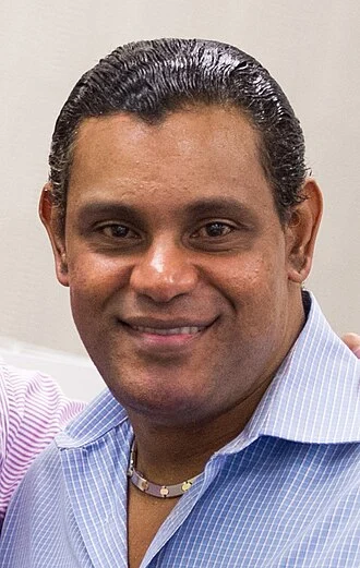 Sammy Sosa height profile photo