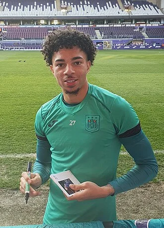 Samuel Edozie height profile photo