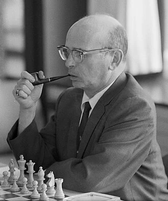 Samuel Reshevsky height profile photo