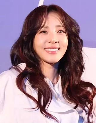 Sandara Park height profile photo