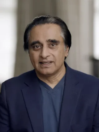 Sanjeev Bhaskar height profile photo