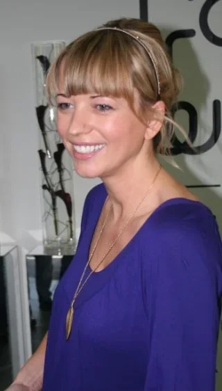 Sara Cox height profile photo
