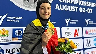 Sarah Chaâri height profile photo
