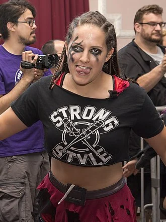Sarah Logan height profile photo
