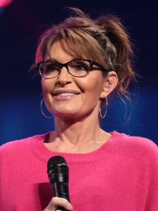 Sarah Palin height profile photo