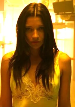 Sarah Roemer height profile photo