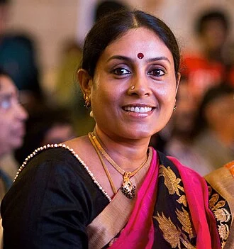Saranya Ponvannan height profile photo