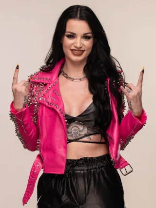 Saraya Bevis height profile photo