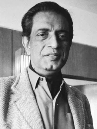 Satyajit Ray height profile photo
