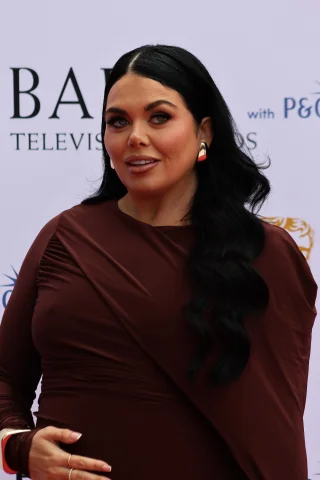Scarlett Moffatt height profile photo