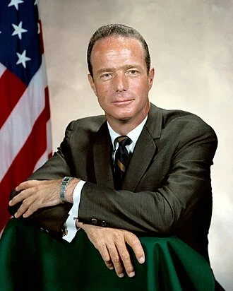 Scott Carpenter height profile photo