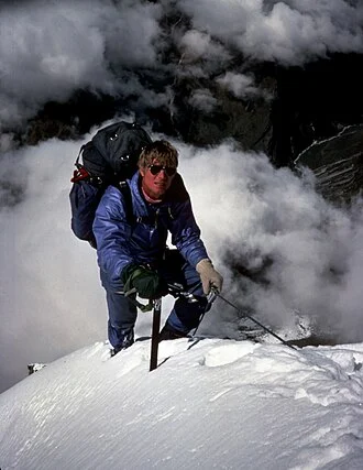 Scott Fischer height profile photo