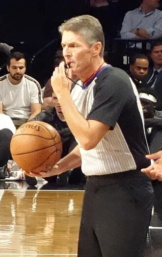 Scott Foster (basketball) height profile photo