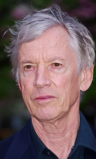 Scott Glenn height profile photo
