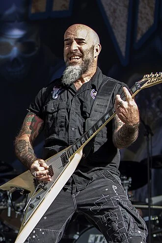 Scott Ian height profile photo