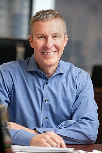 Scott Kirby height profile photo