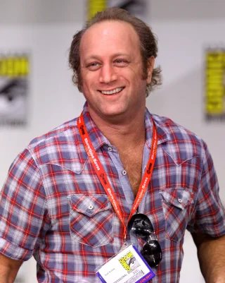 Scott Krinsky height profile photo