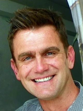 Scott Maslen height profile photo