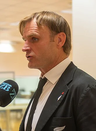 Scott Robertson (rugby union) height profile photo