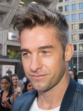 Scott Speedman height profile photo