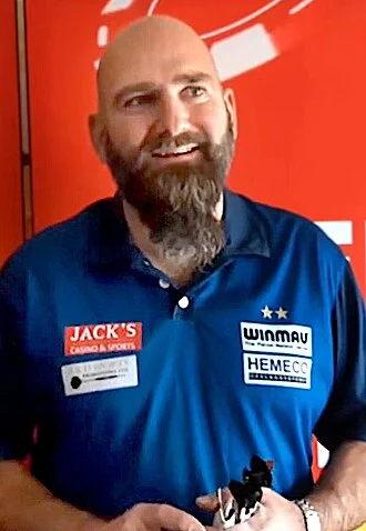 Scott Waites height profile photo