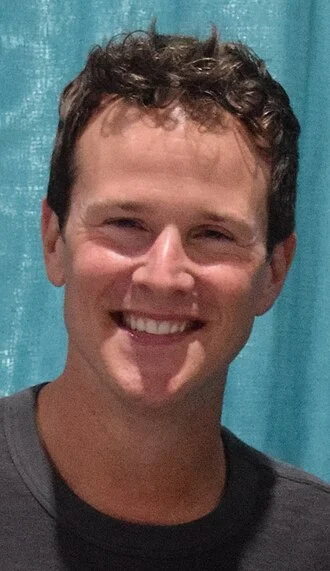 Scott Weinger height profile photo