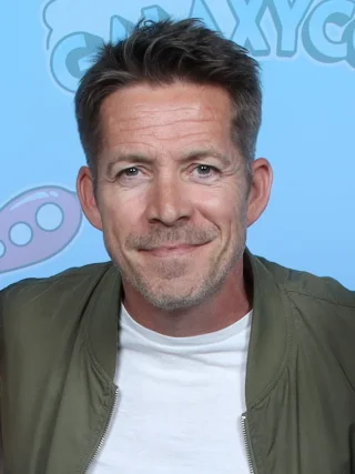 Sean Maguire height profile photo