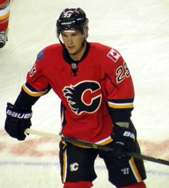 Sean Monahan height profile photo