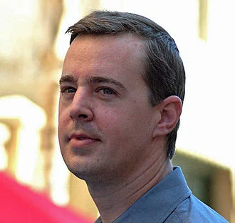 Sean Murray (actor) height profile photo