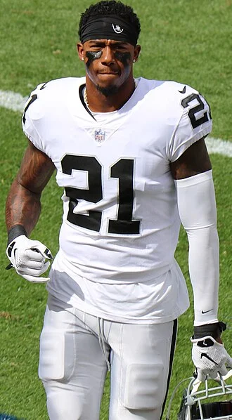 Sean Smith (cornerback) height profile photo