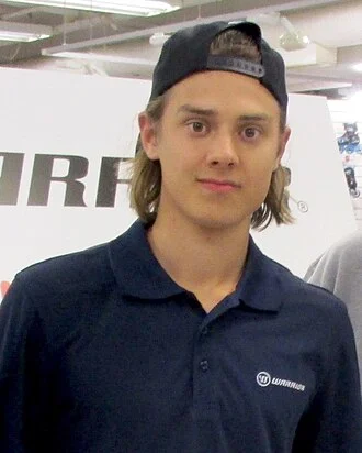 Sebastian Aho height profile photo
