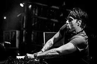 Sebastian Ingrosso height profile photo