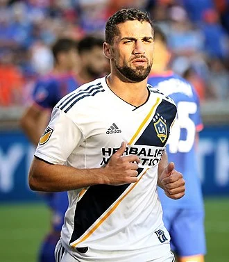 Sebastian Lletget height profile photo