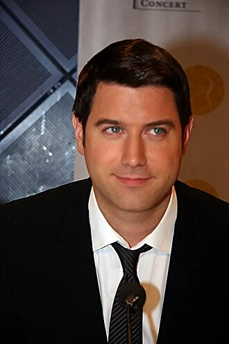Sébastien Izambard height profile photo