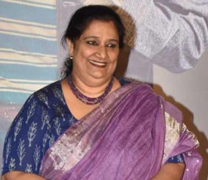 Seema Pahwa height profile photo