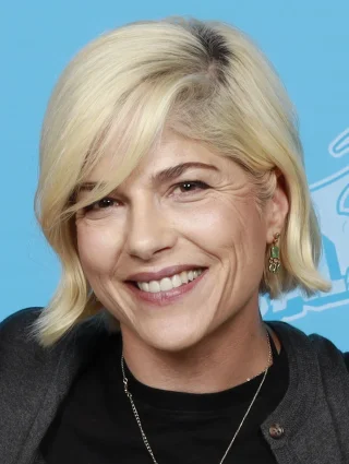 Selma Blair height profile photo