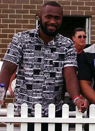 Semi Radradra height profile photo