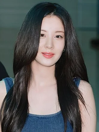 Seohyun height profile photo