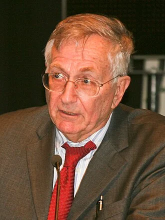 Seymour Hersh height profile photo